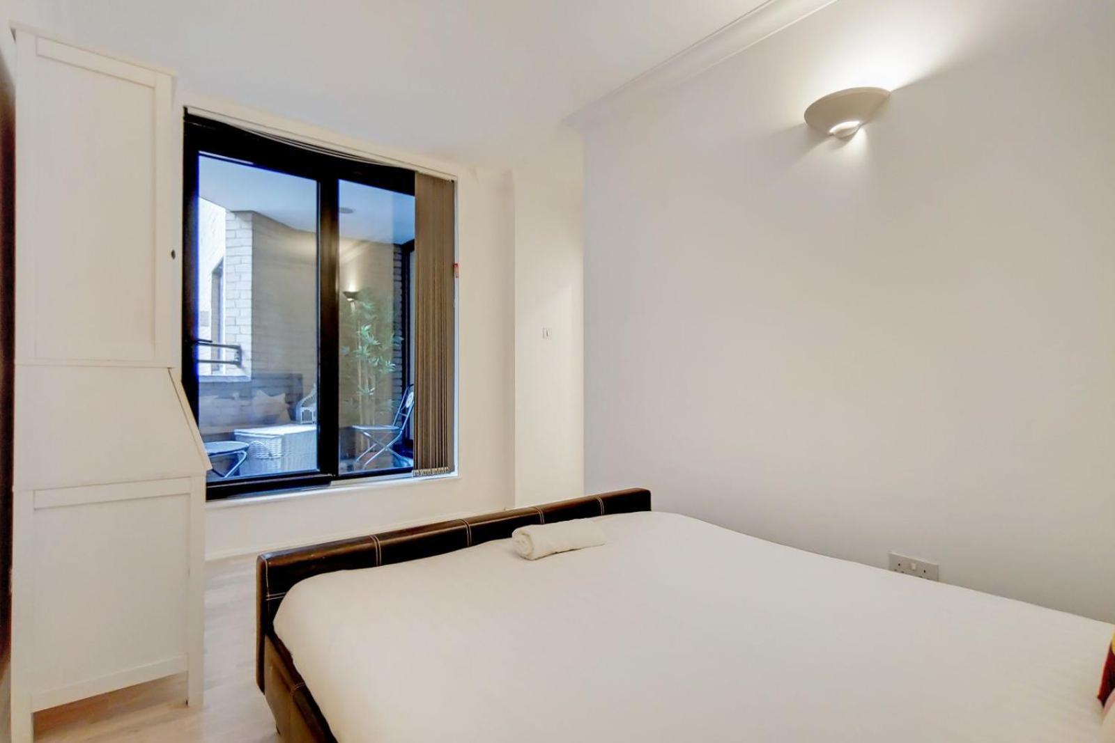South Kensington - Point West Residences London Exterior photo